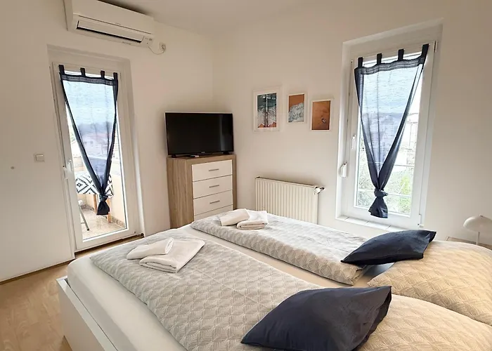 Apartments Antic
