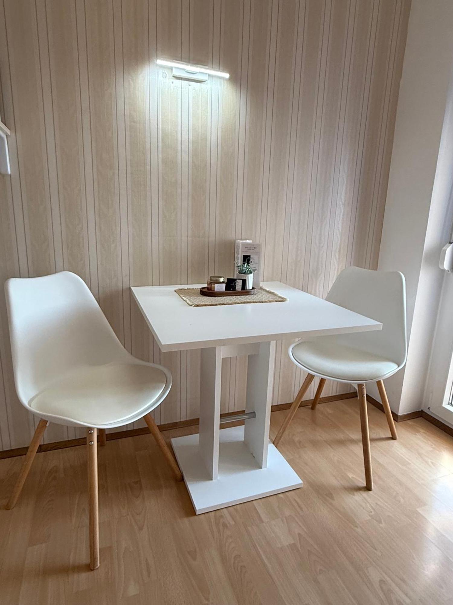 Antic Apartment *