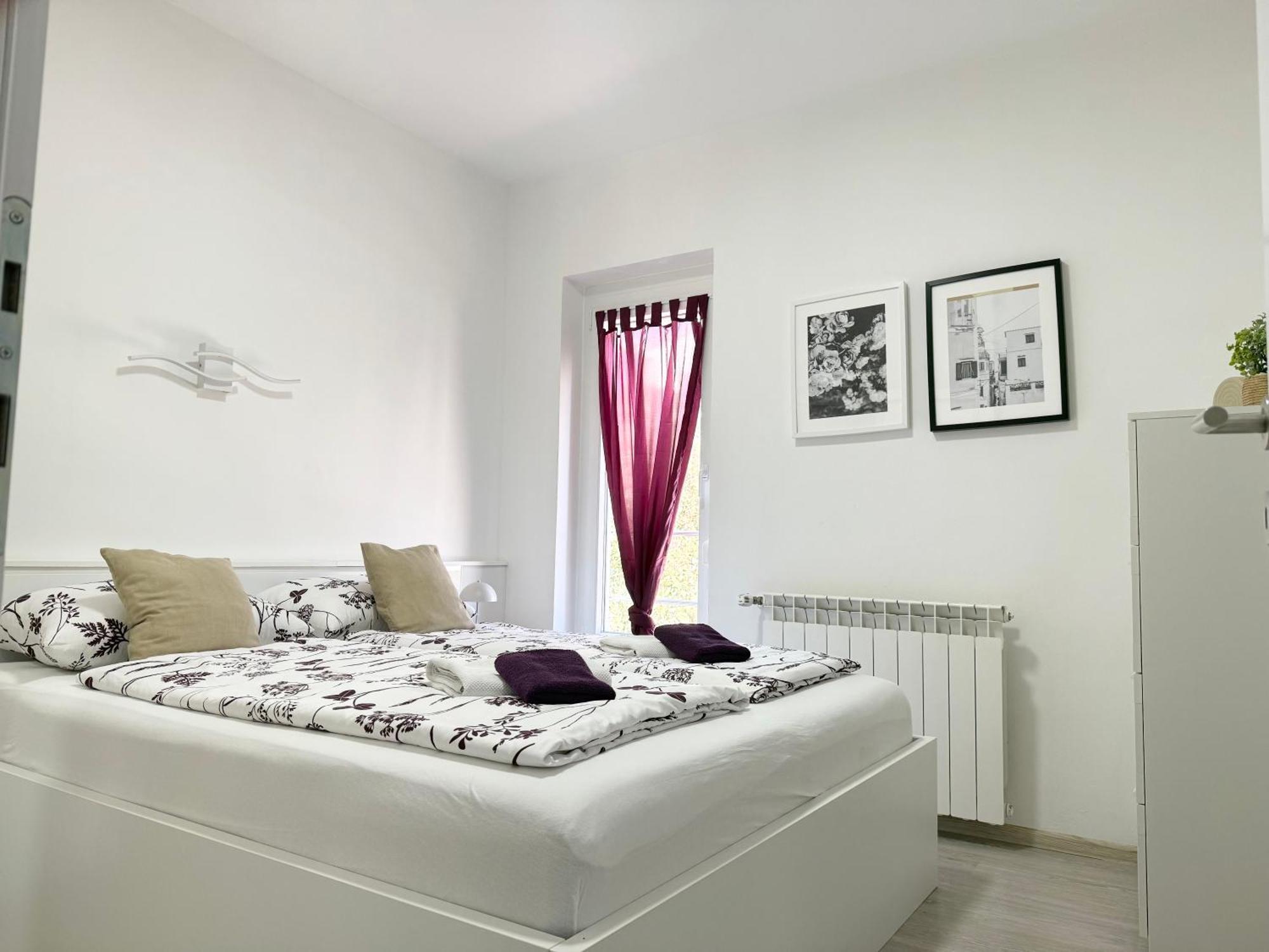 Antic Apartment *