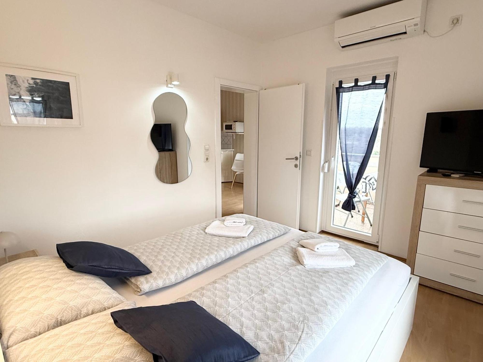 Antic Apartment *
